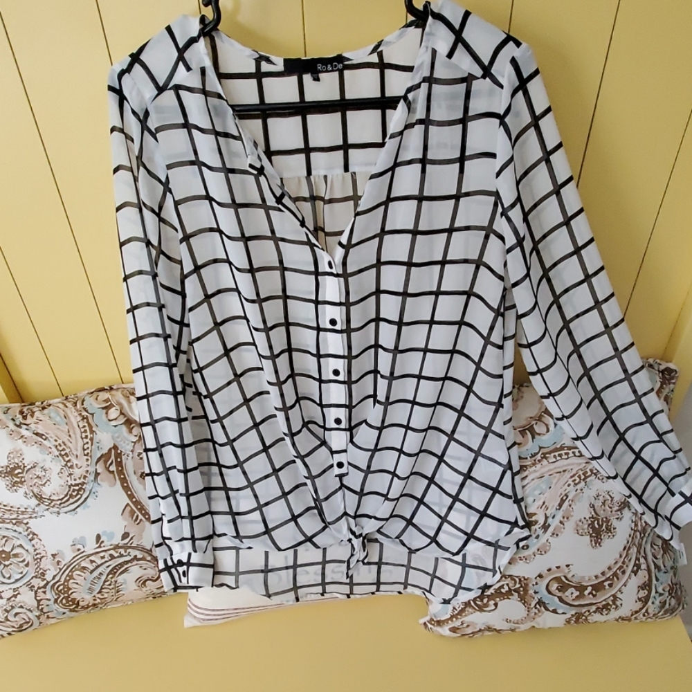 Roe De Long sleeve checkered blouse